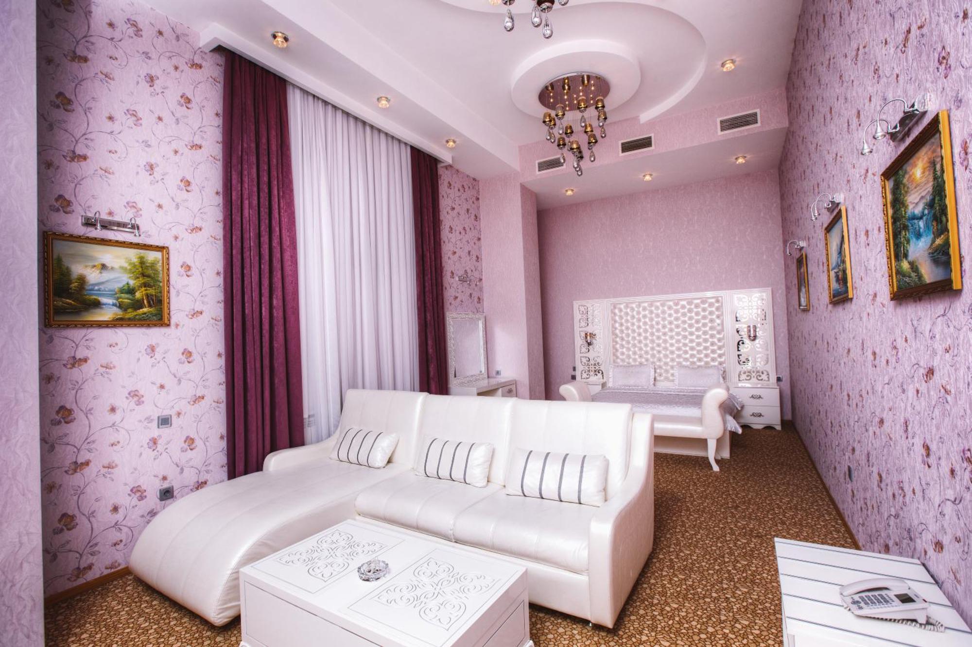 Junior Suite,675612282:JPEG